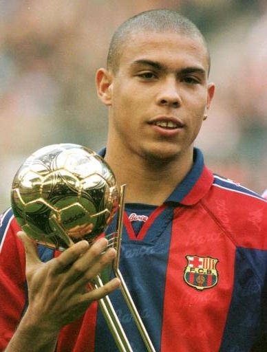 事的简洁报 事的简洁报