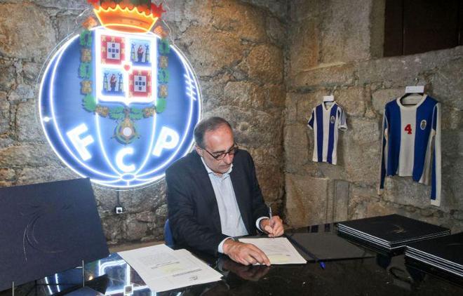 处子赛季就 处子赛季就